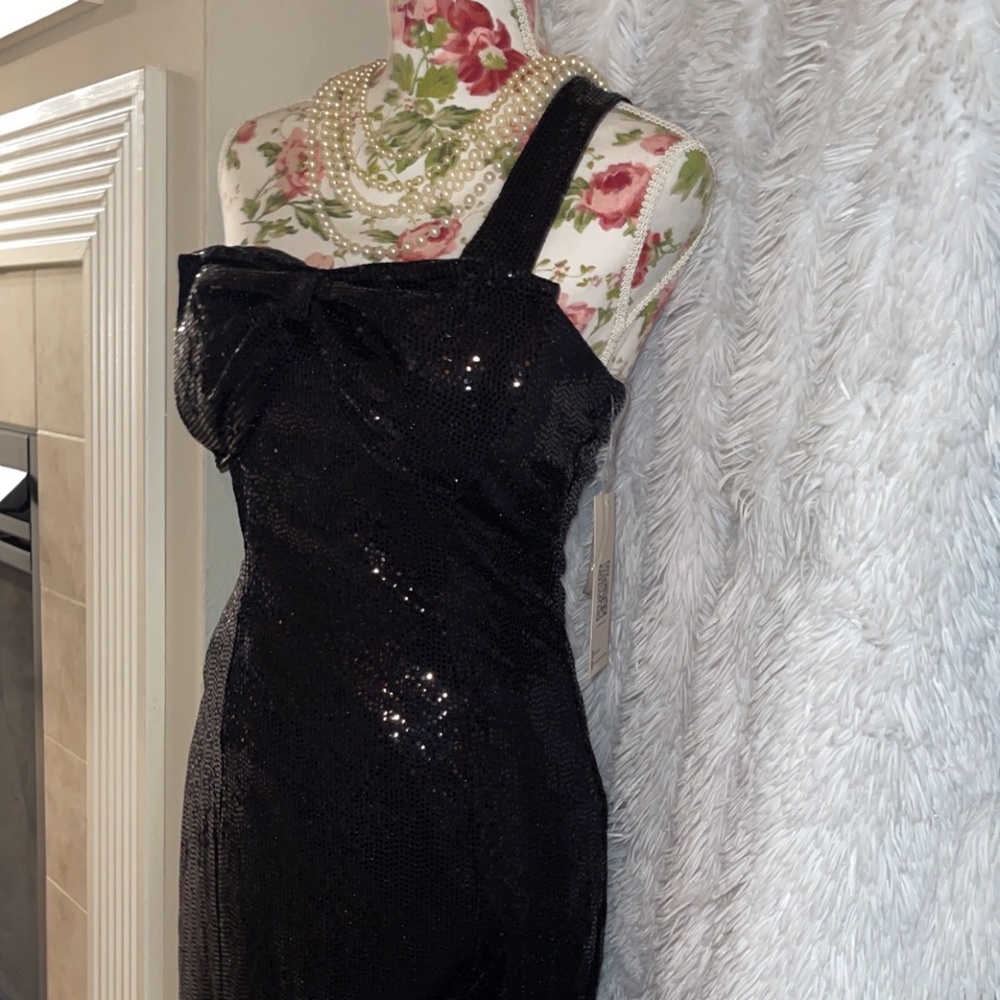 Emerald Sundae One shoulder Sequin black dress L